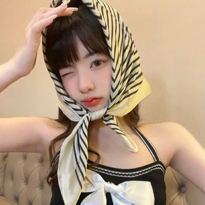 小可爱娜斯佳第二季封面